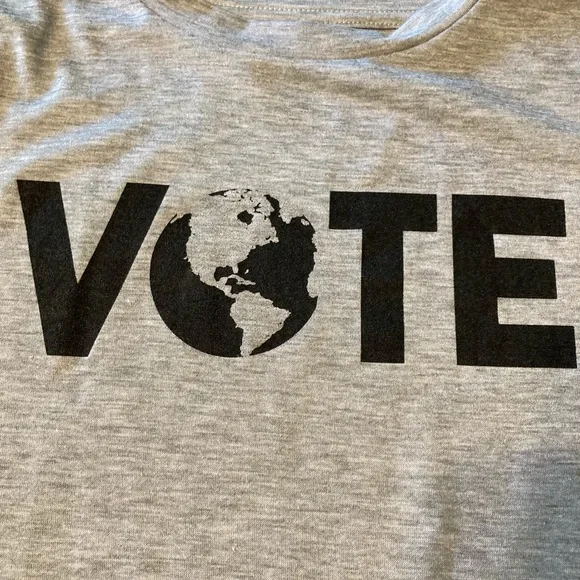 -T & B Kids T-Shirt. - Picture 2 of 4